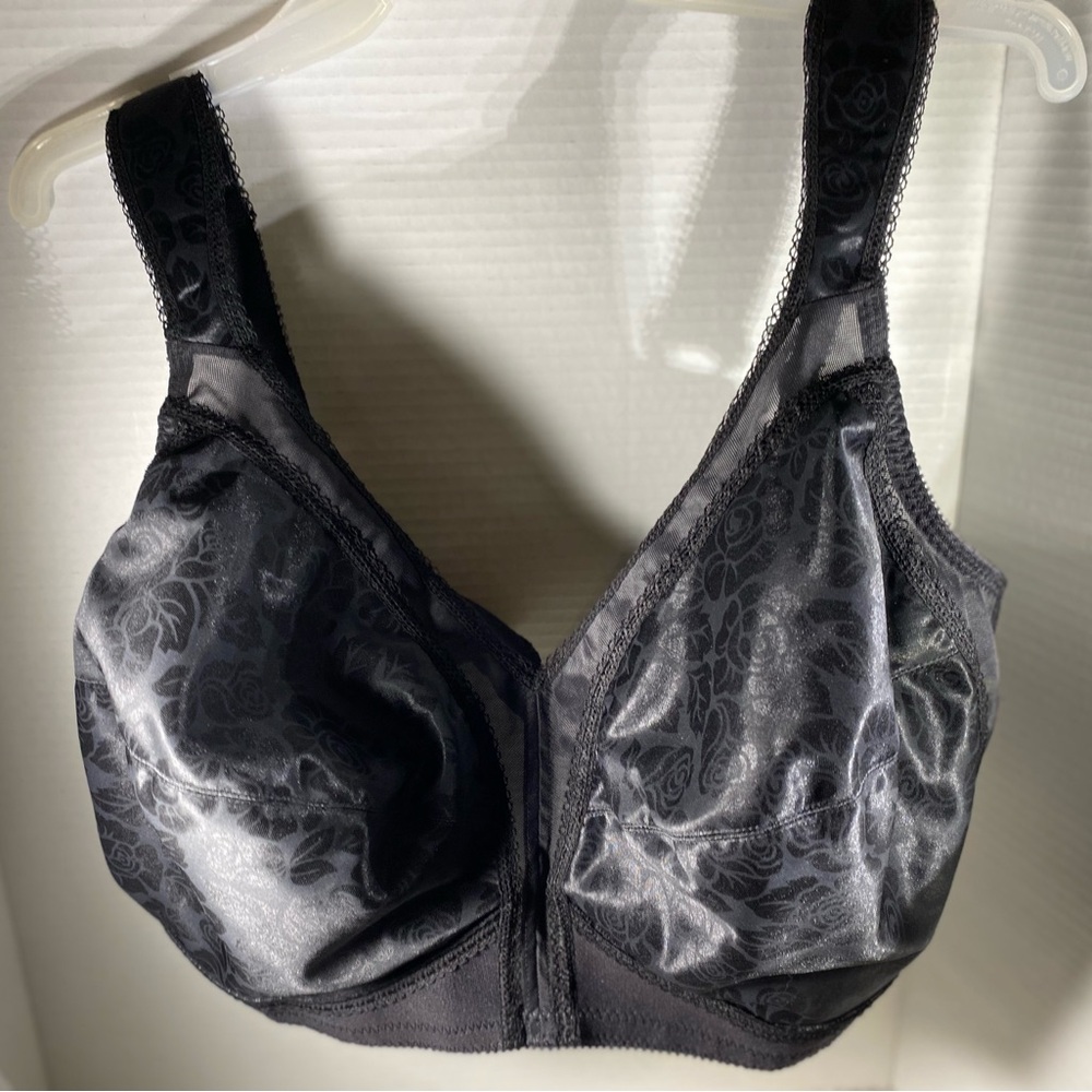 Playtex Black Full-Coverage Bra with Wide Straps